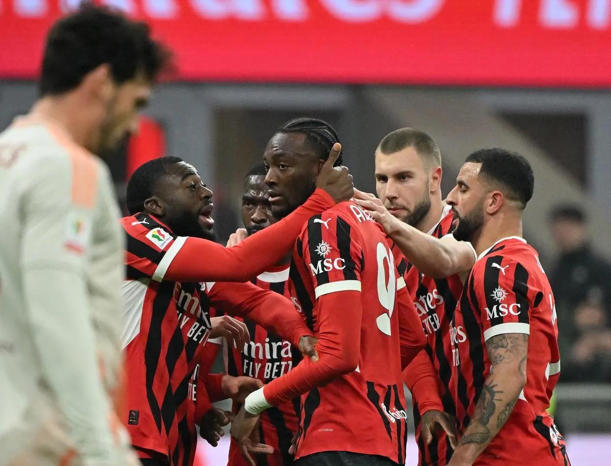 费耶诺德迎欧冠关键赛，今晚防线松动，震撼外界，阵容厚度经受考验的简单介绍-爱游戏