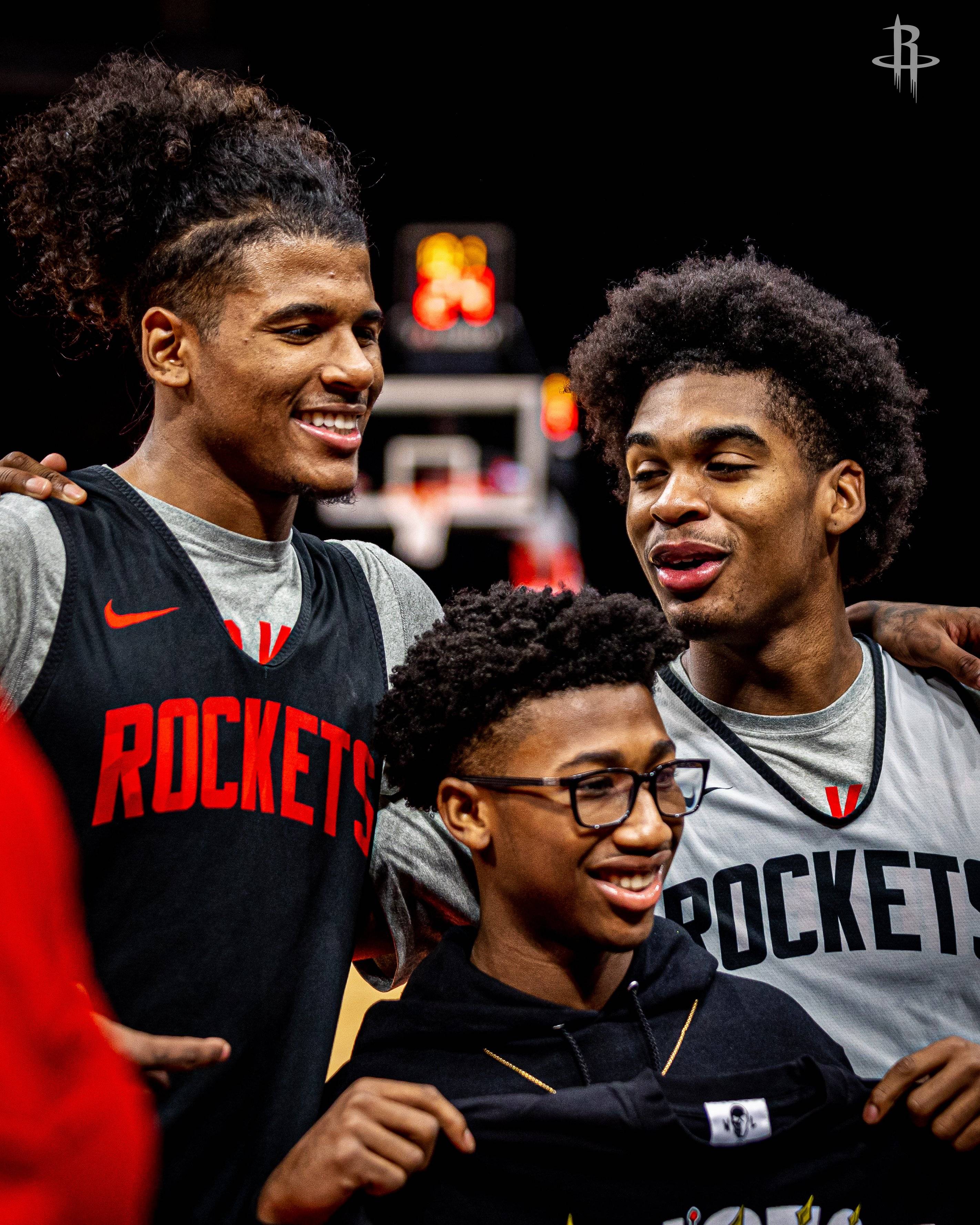 包含休斯敦火箭训练开放日，今夜手感冰凉引欢呼，国王杯在即，赛程密集仍需轮换的词条-爱游戏官网